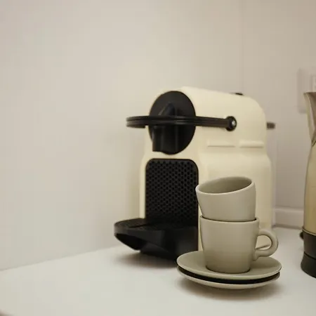 Apartamento Hostmate - - Imperia's Serenity - Romolo Milán